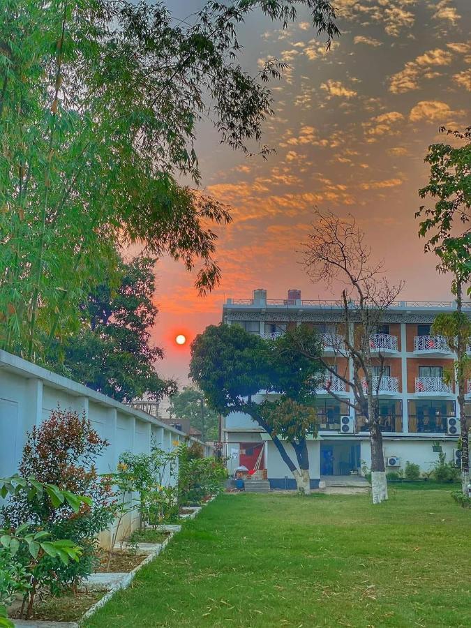 Shada Pathor Hotel & Resort Companiganj Exterior photo