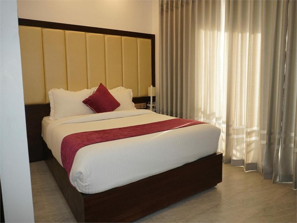 Shada Pathor Hotel & Resort Companiganj Exterior photo